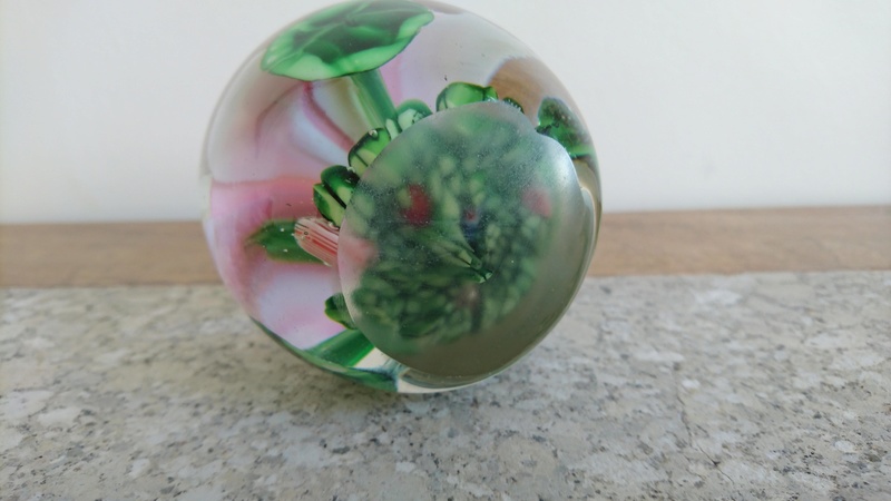 Vintage to recent 20thC Chinese glass paperweights  Dsc_2119