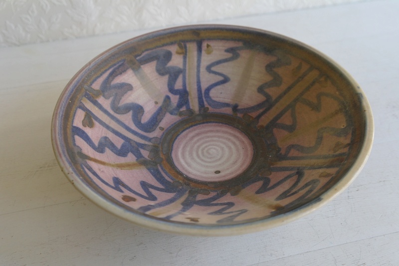 Ceramic Fruit Bowl marked MF - (not Mary Rich mark) Sam_5610