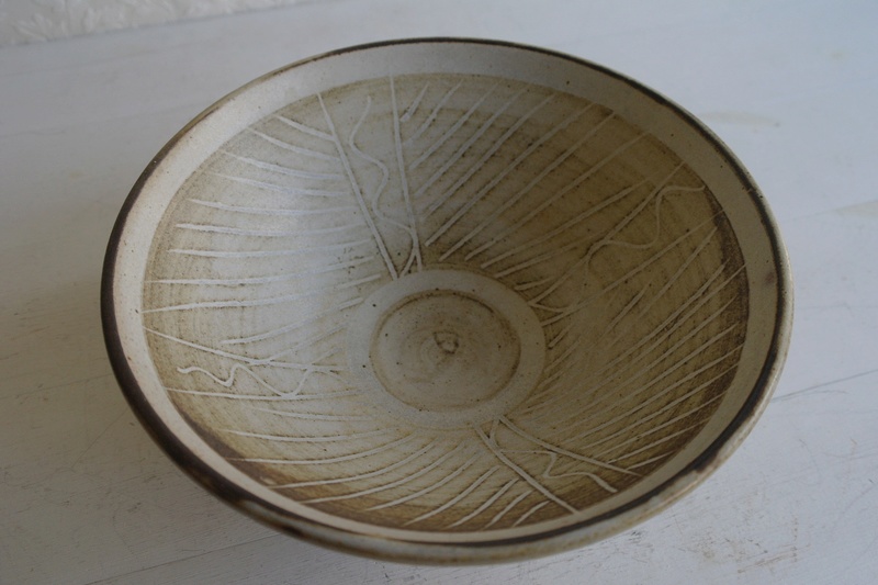 Pottery Bowl Marked MF - (not Mary Rich mark) Sam_5612