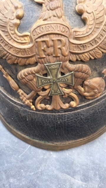 Les plaques de Réserve-Landwehr au front...des coiffures allemandes  Thumb112