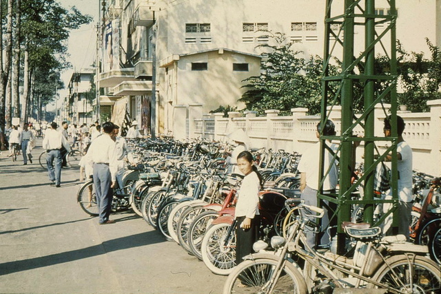 Hình xưa ảnh màu hiếm và đẹp về Sài Gòn năm 1956 ... A411