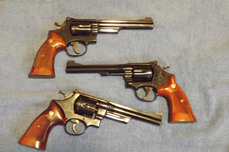 Larger grip for K-frame revolver or go N-frame? Lens_b12