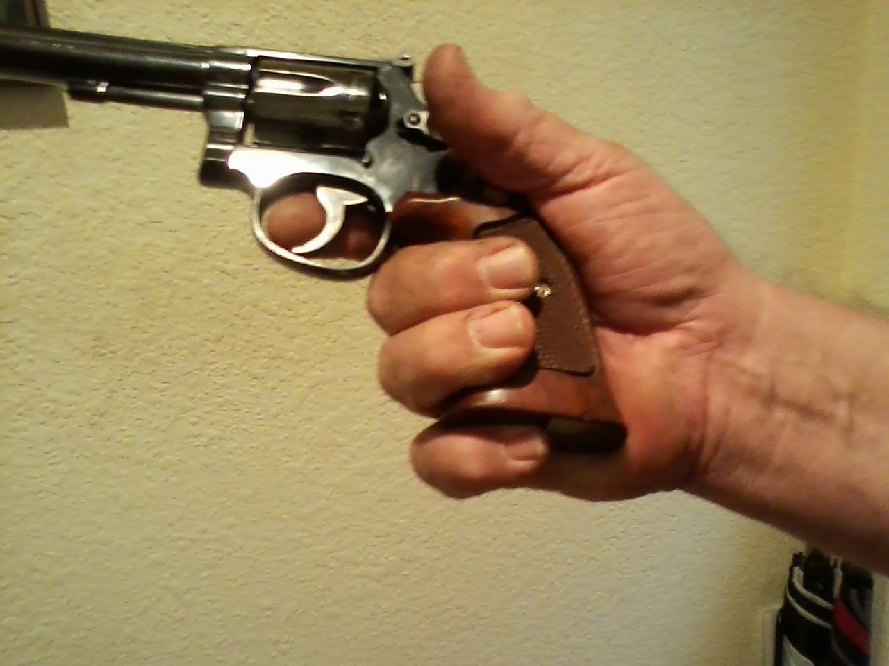 Any good books on revolver shooting? Pictur12