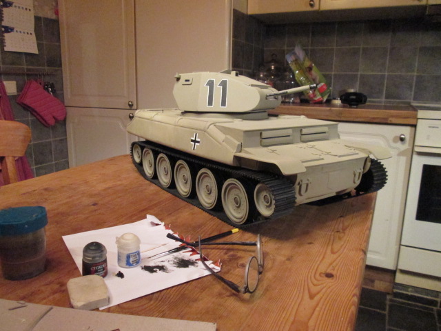 The beginning of a German Desert Panzer ( scratch build from a old Cherilea Tank ) Img_1239