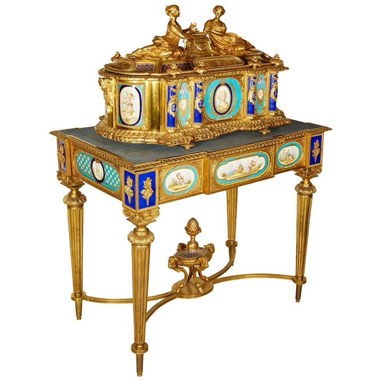 Collection : meubles et objets divers XVIIIe et Marie Antoinette - Page 7 12710