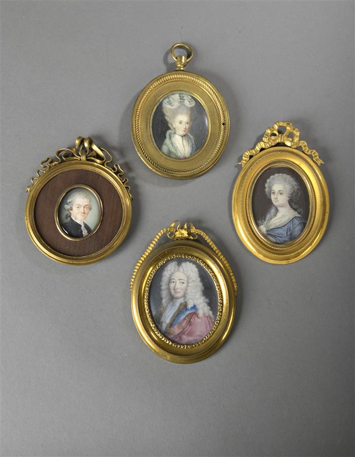 A vendre: miniatures de Marie Antoinette? - Page 6 15205910