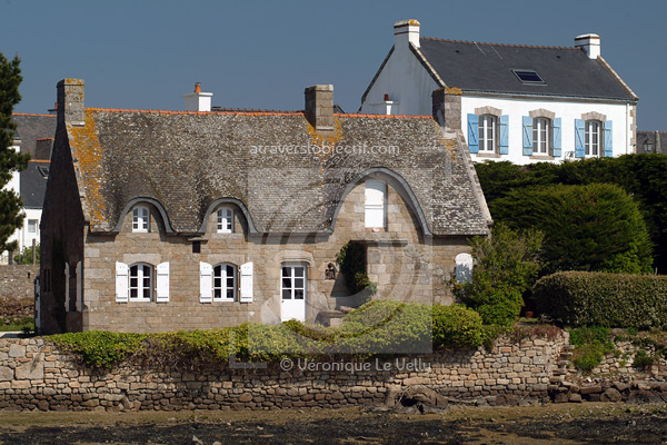 marine bretonne signée à identifier Maison16