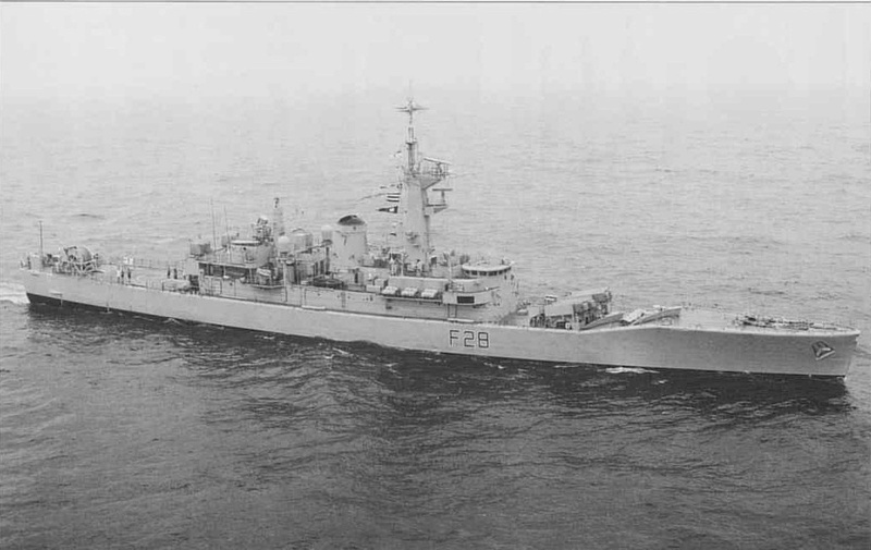 FREGATES ASM CLASSE BROADSWORD (TYPE 22) NV (TERMINE) Hms_cl15