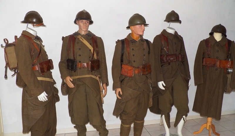 equipement - l'équipement du soldat Français de 1940 du mle 16 au mle 35/37 100_0310