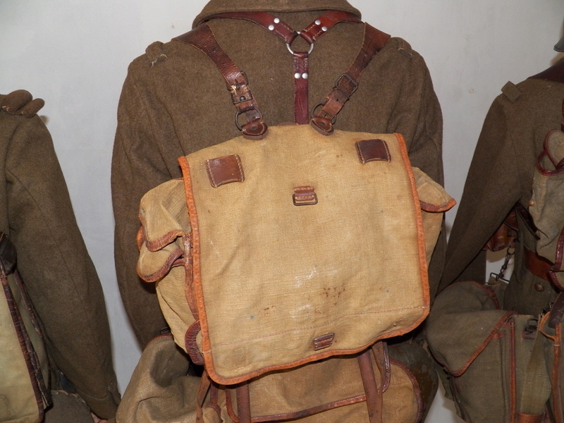 equipement - l'équipement du soldat Français de 1940 du mle 16 au mle 35/37 100_0313