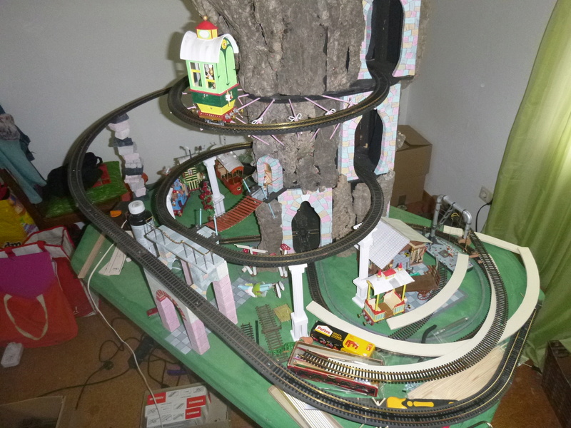 Nellie Rowland Emett Smallbrook Studio Anlage mit 8Tunnels und Berg, Luftschiff - Seite 2 P1070263