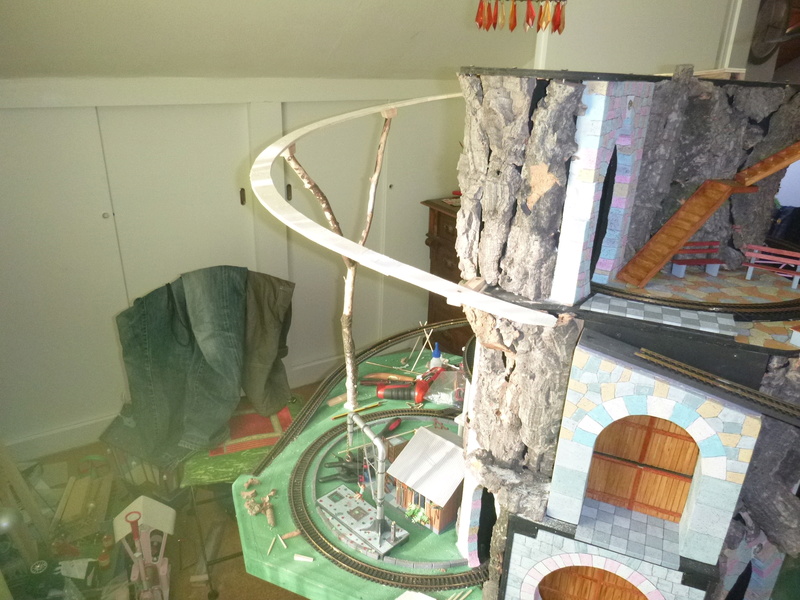 Nellie Rowland Emett Smallbrook Studio Anlage mit 8Tunnels und Berg, Luftschiff - Seite 2 P1070266