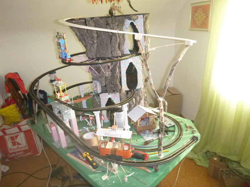 Nellie Rowland Emett Smallbrook Studio Anlage mit 8Tunnels und Berg, Luftschiff - Seite 2 P1070270