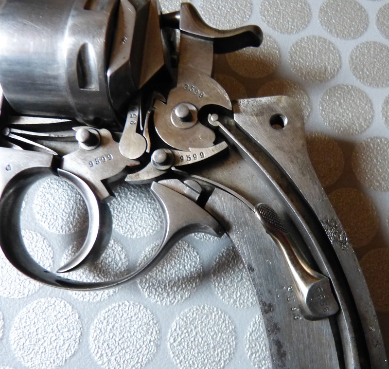 Revolver 1873 de Marine 1er type P1040526