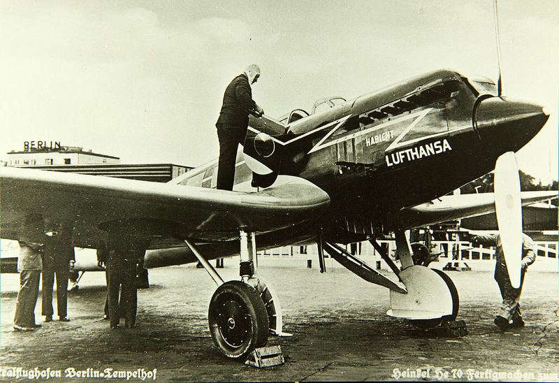 [Revell] Heinkel He 70F-2 déco Lufthansa 1935 - Terminé He70-118