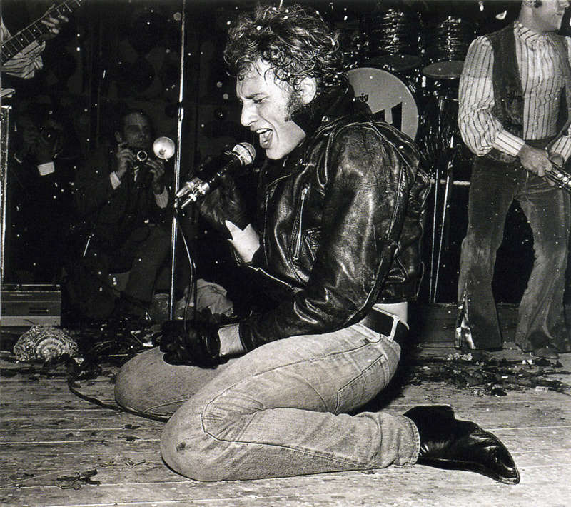 Johnny Hallyday - Page 15 67_pds10