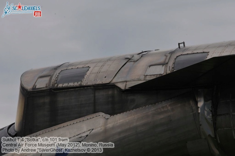 T-4 Sotka (Amodel 1/72) - Page 6 Sukhoi25