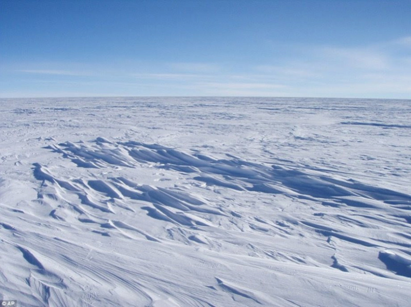 Quel  est l'endroit  le plus profond du monde ? et le plus froid ? Unname56