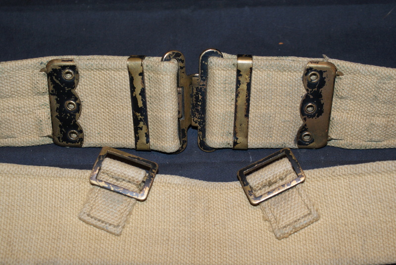 WW2 British ammo pouches Dsc04614