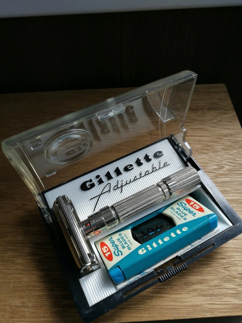 Collection de Gillette.  - Page 3 Img_2021
