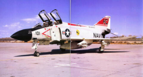F 4 B Phantom 1 48 Vf 51 Uss Coral Sea Inchop Tonkin Gulf 1972 Debut De Patine Page 6