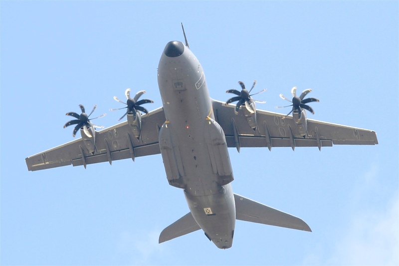 Airbus A 400 M 1216610