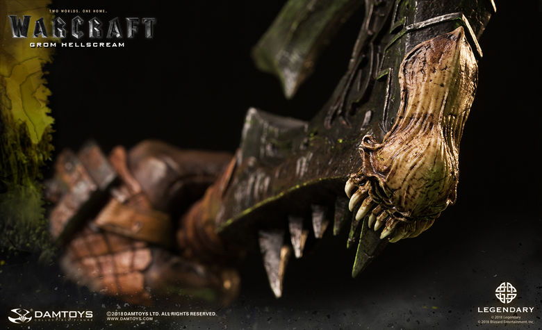 Warcraft Movie - Grom Hellscream 2.0 - 34-inch Premium Statue (DamToys) 03380310