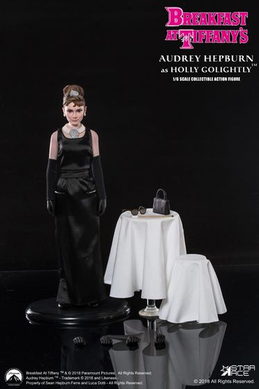 Diamants sur canapé - Holly Golightly (Audrey Hepburn) 1/6 (Star Ace Toys) 09185911