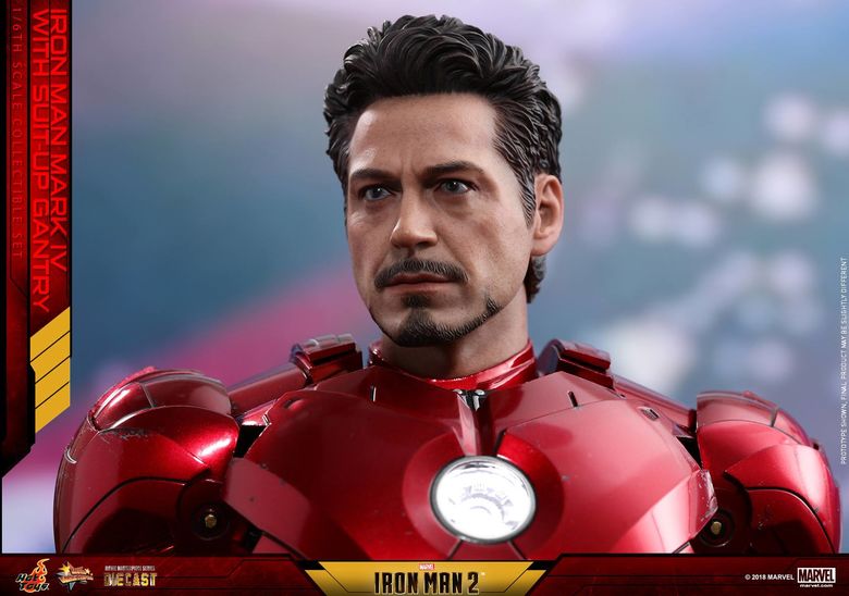 Iron Man 2 - Mark IV With Suit-Up Gantry Featuring - 1/6 scale Collectible Set (Hot Toys) 12545111