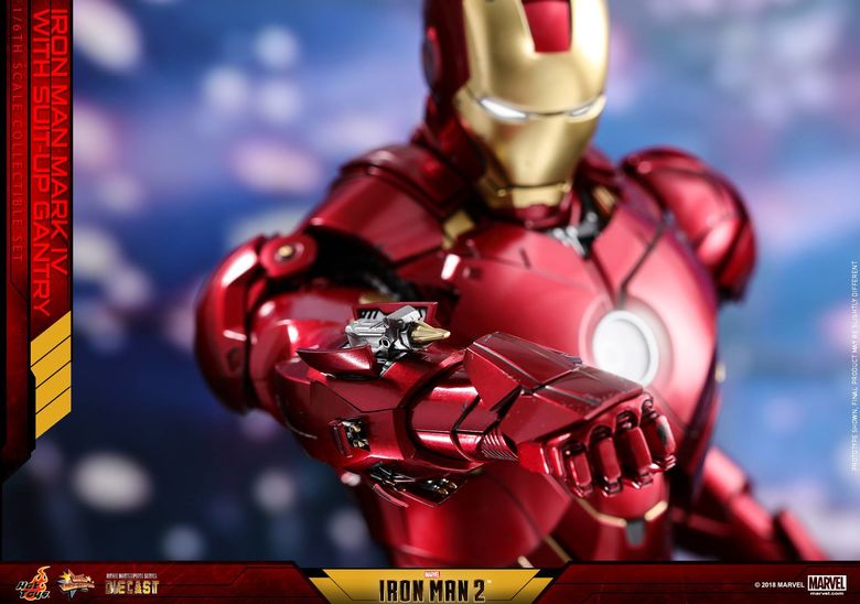 Iron Man 2 - Mark IV With Suit-Up Gantry Featuring - 1/6 scale Collectible Set (Hot Toys) 12545210