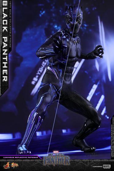 Black Panther 2.0 1/6 (HotToys) 13035010