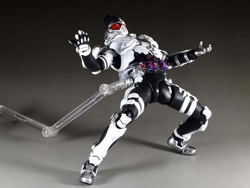 Kamen Rider - S.H. Figuarts (Bandai) - Page 21 22528511