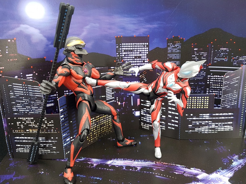 Ultraman (S.H. Figuarts / Bandai) - Page 4 29744910