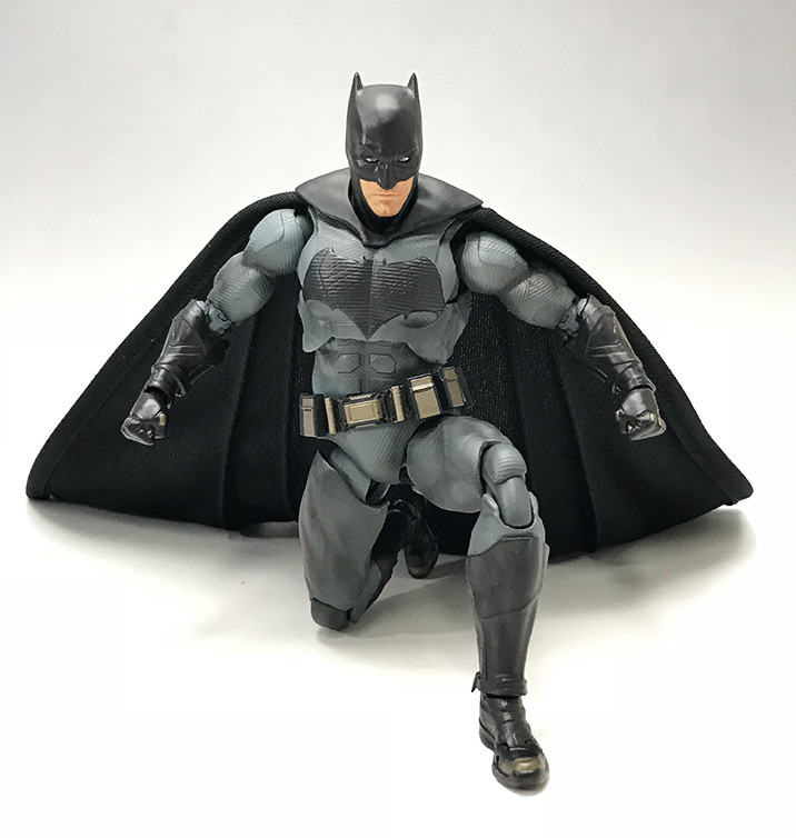 Justice League DC (S.H.Figuarts / Bandai) - Page 2 9ec54f10