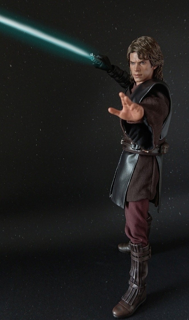 Star Wars Revenge Of The Sith : 1/6 Anakin Skywalker (Hot Toys) A4445b10