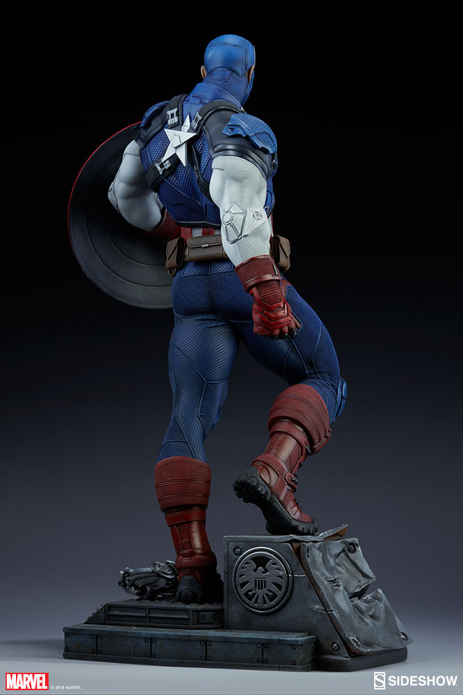 Captain America - Premium Format Figure (Sideshow) Aawh9s10