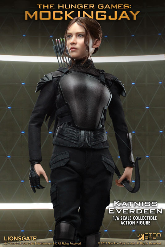Hunger Games - Katniss Everdeen 1/6 (Star Ace Toys) Figure29
