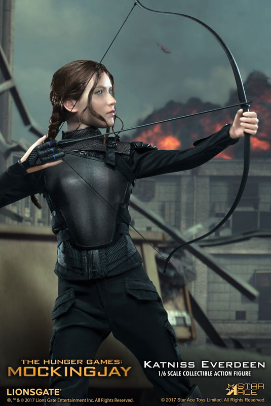Hunger Games - Katniss Everdeen 1/6 (Star Ace Toys) Figure34