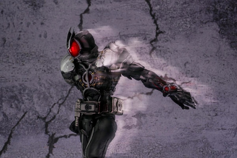 Kamen Rider - S.H. Figuarts (Bandai) - Page 27 P1010824