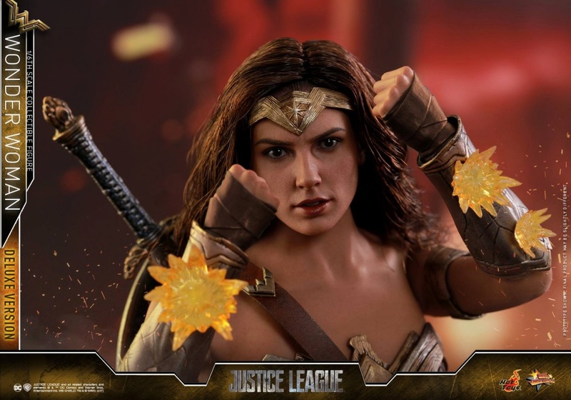 Justice League DC (Hot Toys) Y3y311