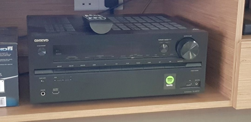 Onkyo TX-NR737 Onkyo710