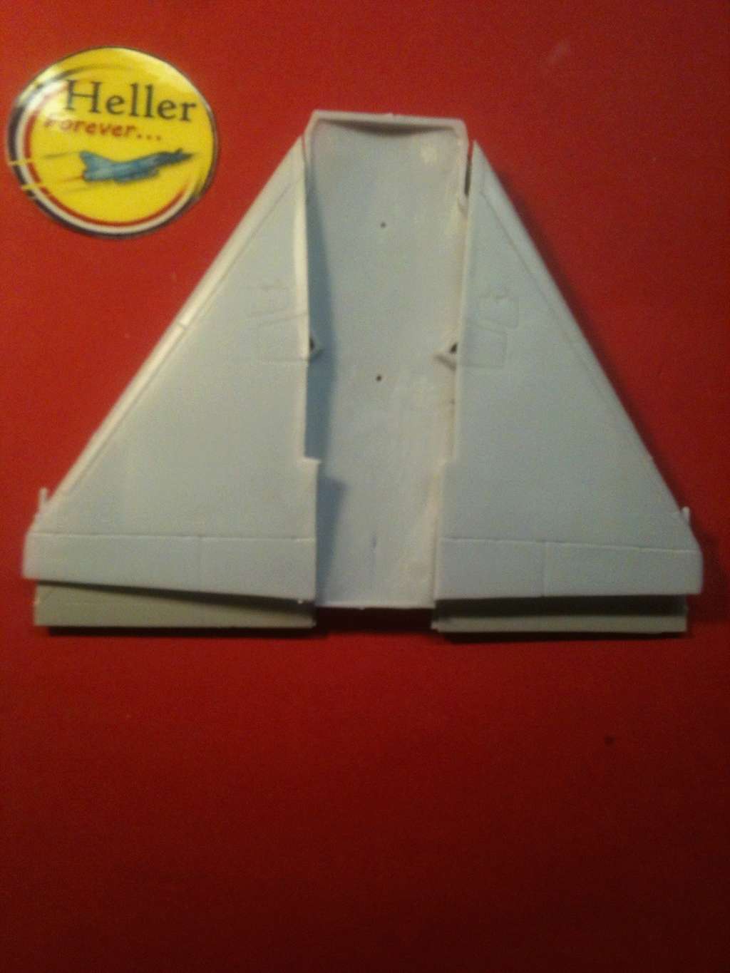 Comparatif DASSAULT MIRAGE 2000 C & N HELLER / ITALERI 1/72ème Compar15