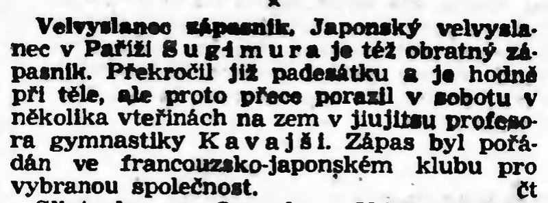 1938 - M. Y Sugimura (japanese ambasador in France) shows judo with Kawaishi in Paris 19380110