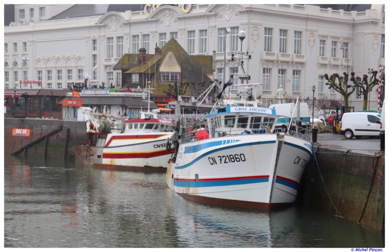 [VIE DES PORTS] Quelques bateaux de pêche (sur nos côtes Françaises) - Page 37 Dsc01223