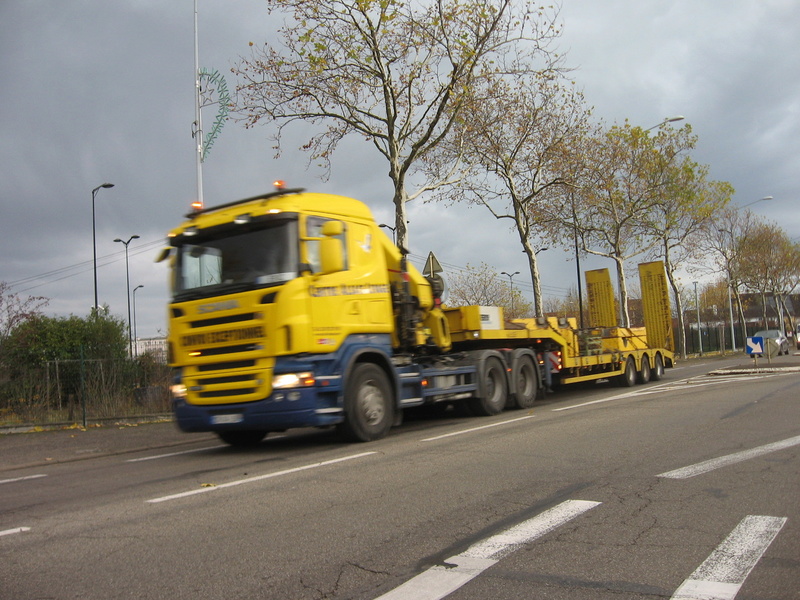 Les grues de CENTRE ALSACE LEVAGE (CAL) - Page 8 Img_1529