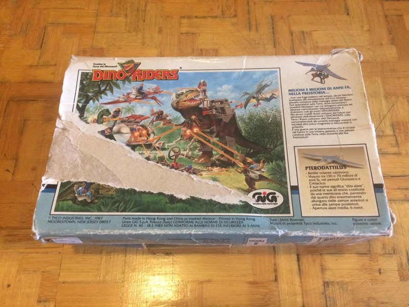 Collezione Dino Riders 24740310