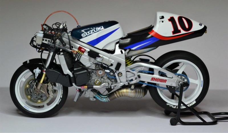 SUZUKI  RGT-T 500 (xr89) Kenny Roberts Jr. - Page 5 25188810