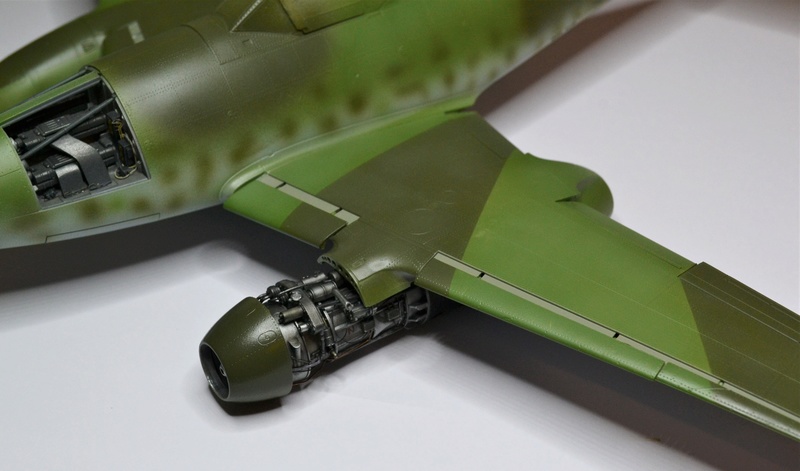 ME 262 A-1 TRUMPETER 1/32 - Page 3 Dsc_0361