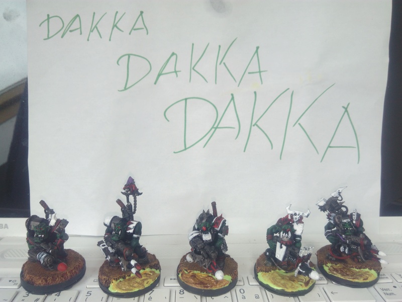 [Fini/Deglingo/orks] 5 nobz 169 points Img_2152