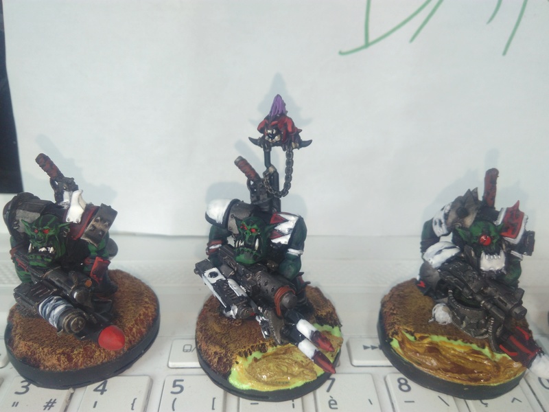 [Fini/Deglingo/orks] 5 nobz 169 points Img_2154